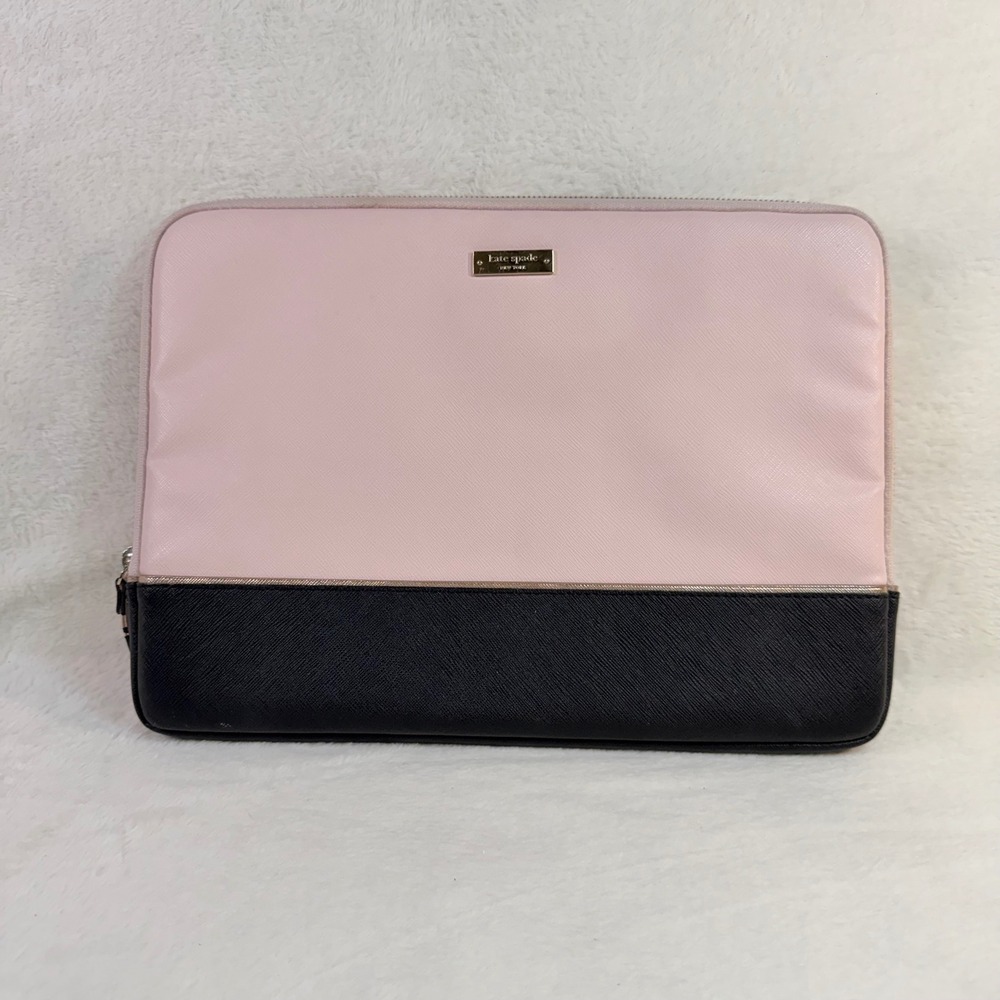 Kate Spade New York Saffiano Leather Padded‎ Laptop Sleeve Pink Black Colorblock